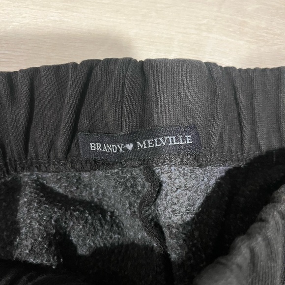 Brandy Melville Rosa sweatpants - Picture 2 of 2
